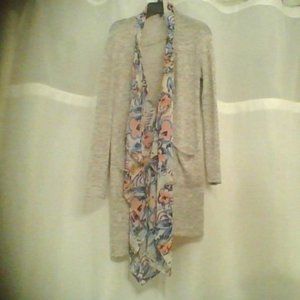 Charming pattern afixed to kit top